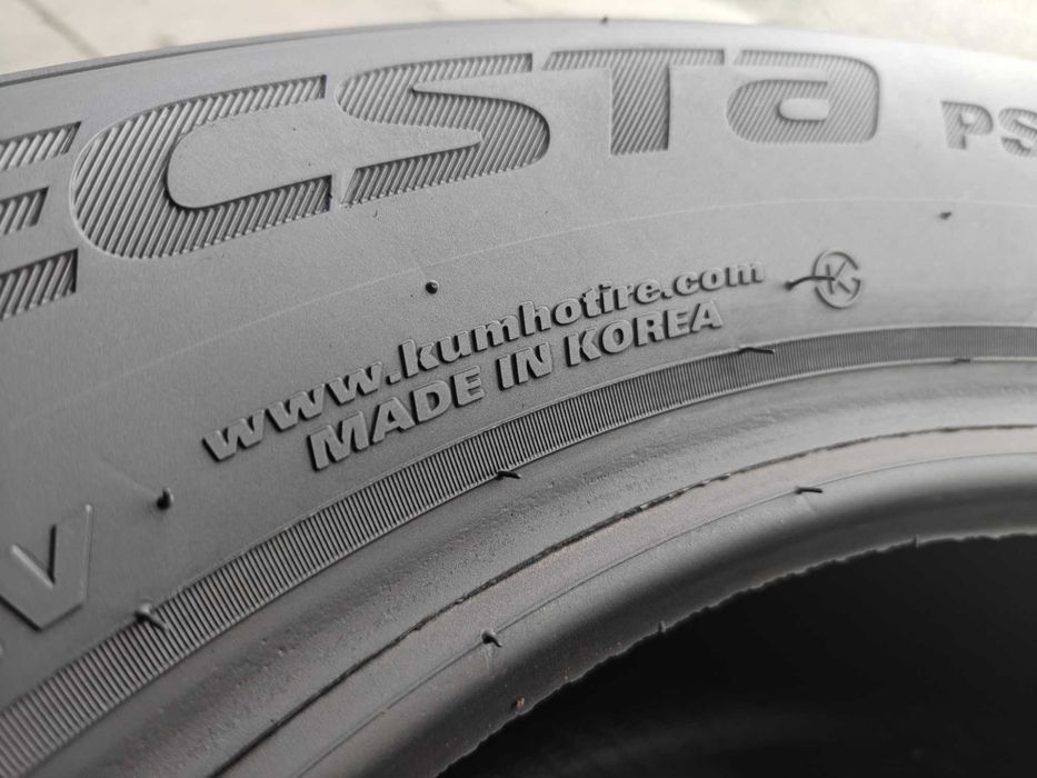 Kumho Ecsta R16 205/60 92V шини літні 23р +/-7мм Корея продам комплект добрих хоч і вживаних товарів