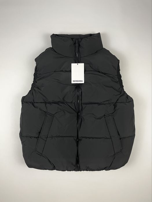Жилет BERSHKA Puffer Gilet (S / M) Чорний Оригінал Пуховий Жилетка