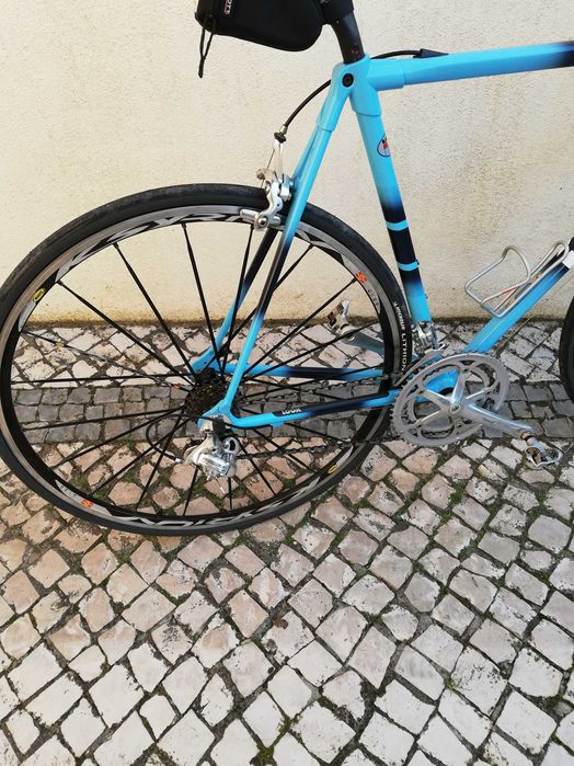 Bicicleta de Estrada LOOK carbono