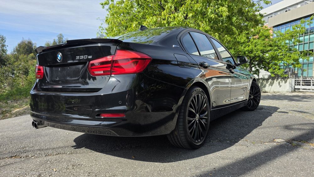BMW 330E I Performance