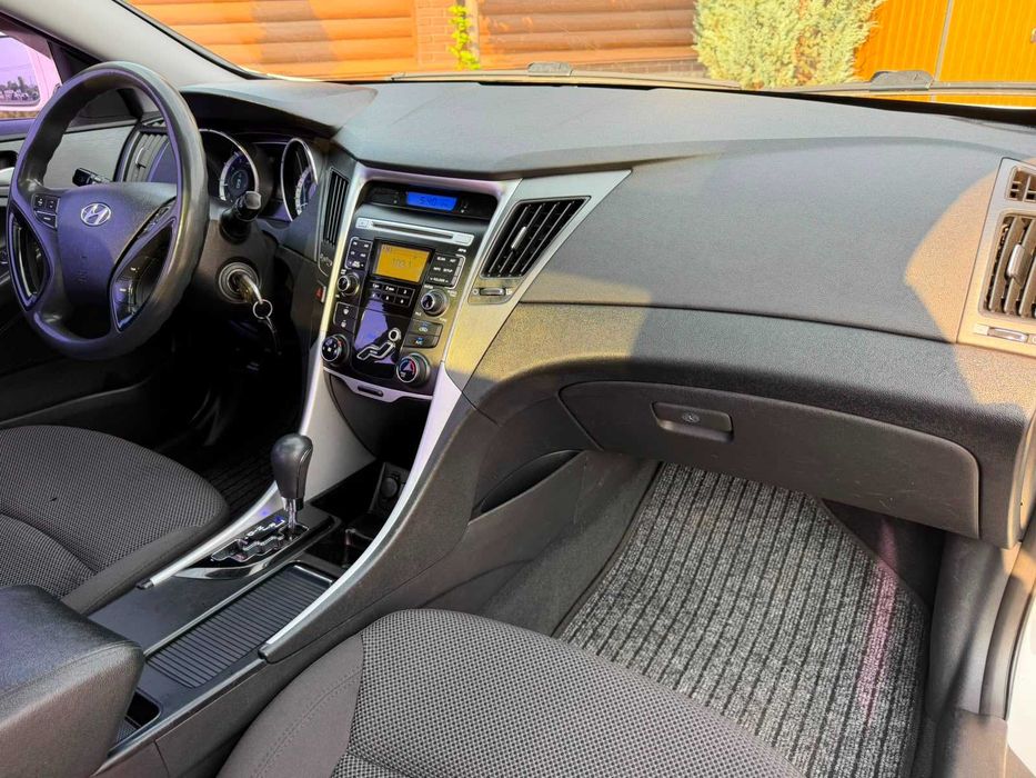 Hyundai Sonata 2011