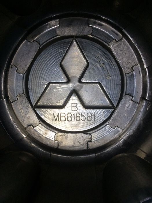 Centro jante mitsubishi pajero/L200