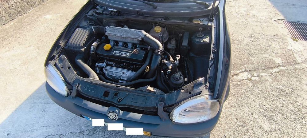 Opel Corsa B 1.5 D Isuzu – 5 Portas – Económico e Fiável