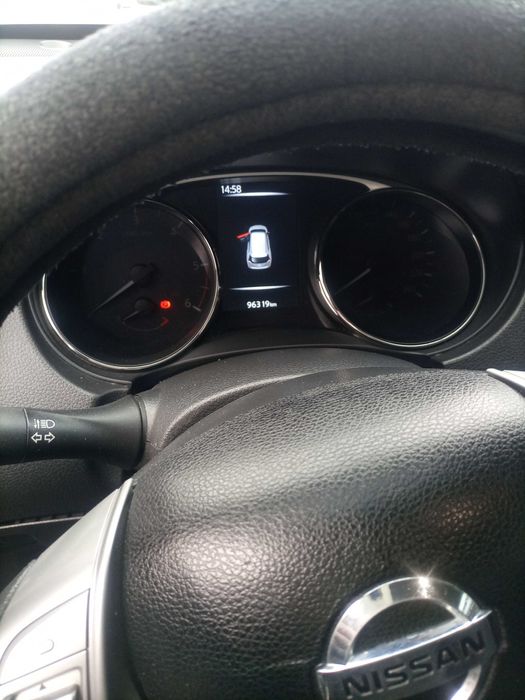 Продается автомобиль Ниссан Х-ТР