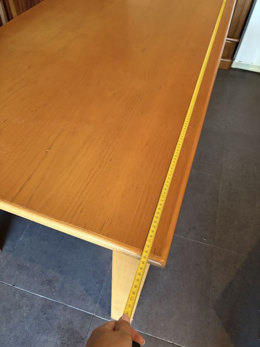 Conjuto 4 cadeiras e mesa