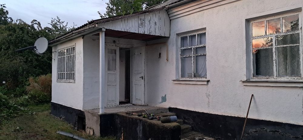 Продаж будинку смт вапнярка