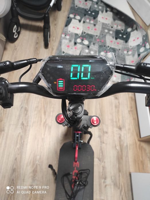 Crosser Rocket YF-014 електросамокат