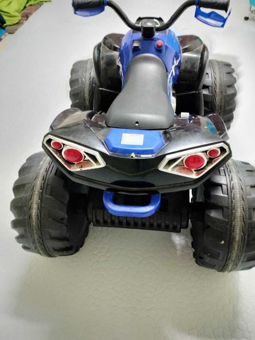 Moto 4 Para Criança em bom estado