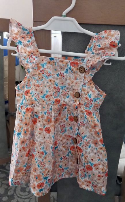 Nowa kolorowa sukienka dziewczęca