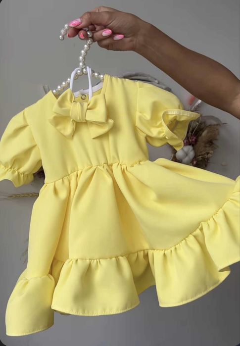 Продам сукню на рочок