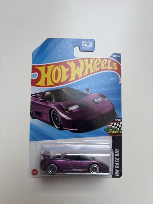 Hot Wheels ’94 Bugatti EB110 SS Super Treasure Hunt STH + Protektor