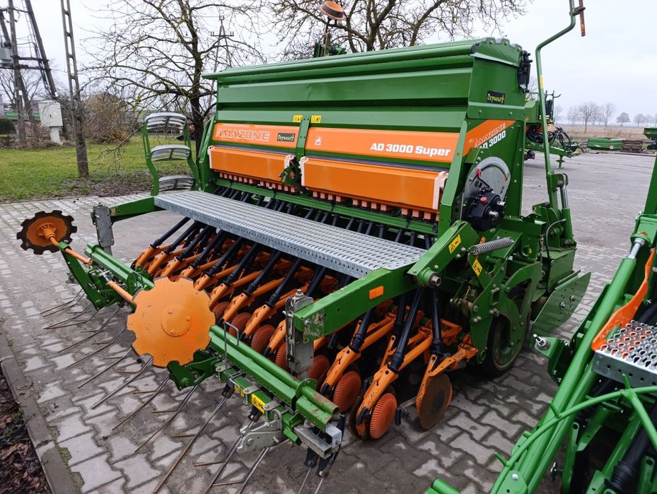 Agregat uprawowo-siewny Amazone Ad3000 KX3000. 2012 rok Talerzowy