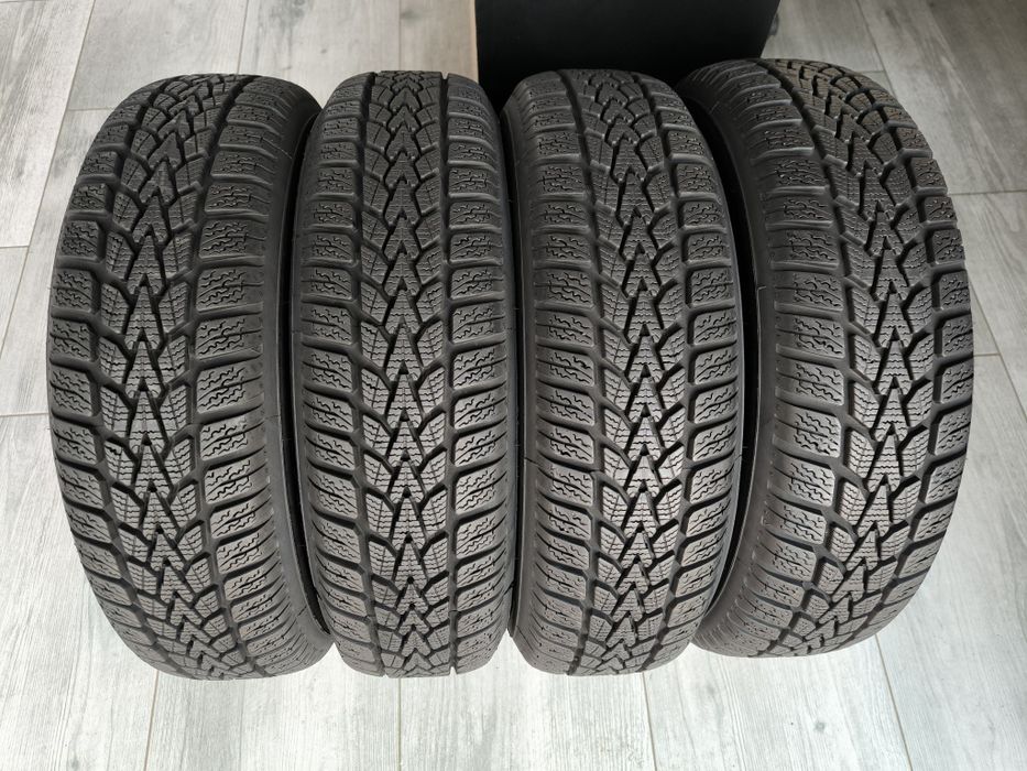 Opony zimowe Dunlop 165/70R14. 7.5 mm