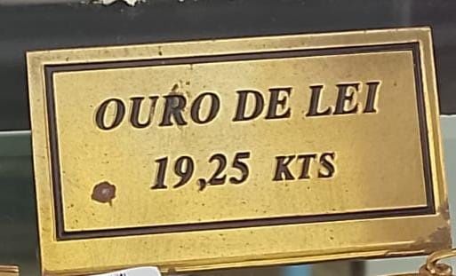 Brincos em Ouro Branco