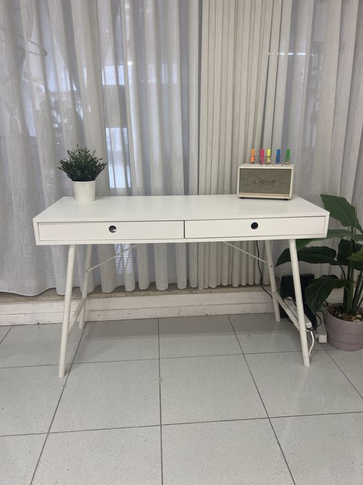 Secretária LINDVED/STENVAD 48x120 2 gavetas branco