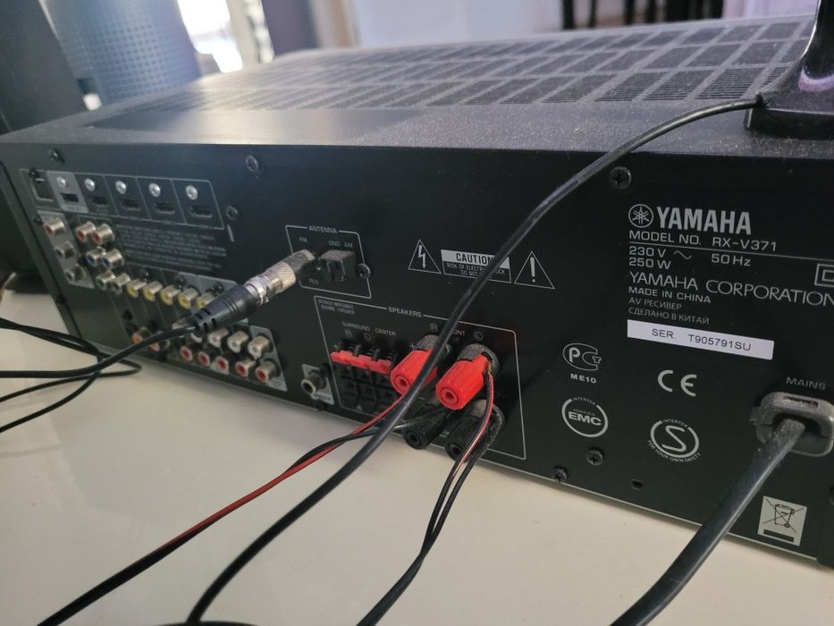 Yamaha Av RX V371 - amplificador/receiver