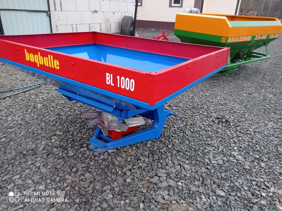 Розкидач добрив BL 1000