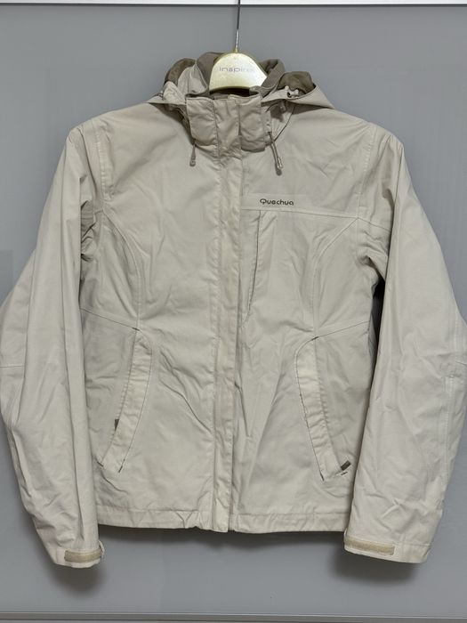 Спортивна Світло бежева вітровка куртка Quechua