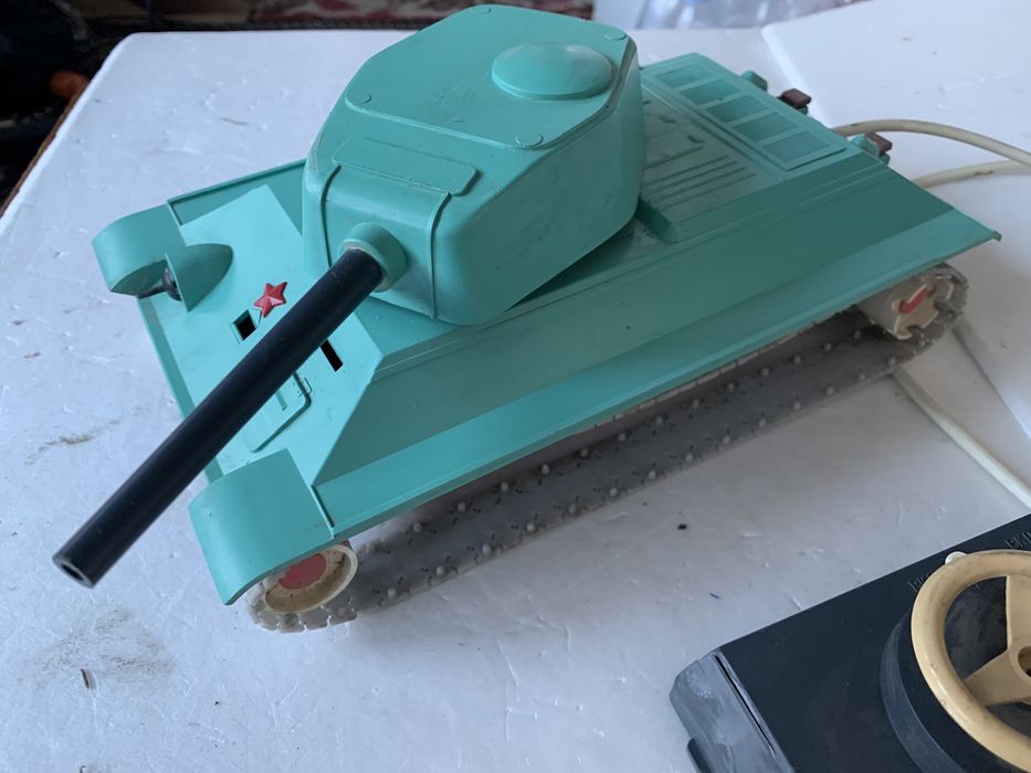 Игрушка СССР. Танк .