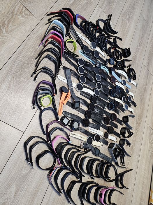 Лот Garmin vivoactive, vivosmart, vivofit, forerunner, fenix - 117 шт