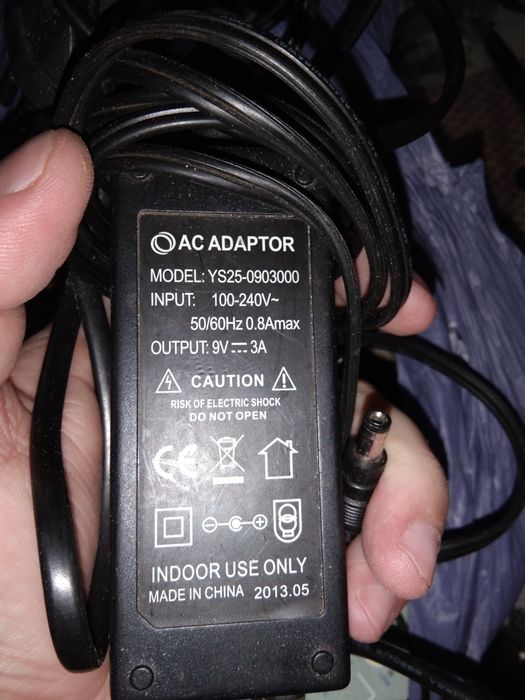 AC Adapter  ys25
