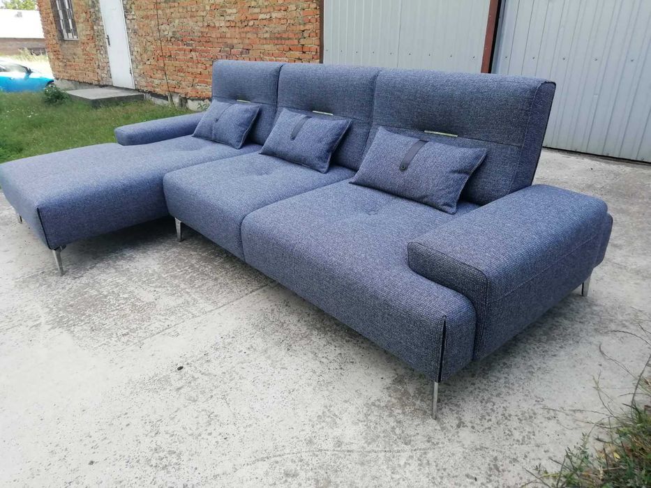 Ремонт, виготовлення та перетяжка м'яких меблів