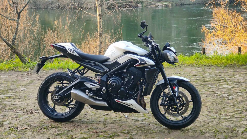 Triumph Street Triple R