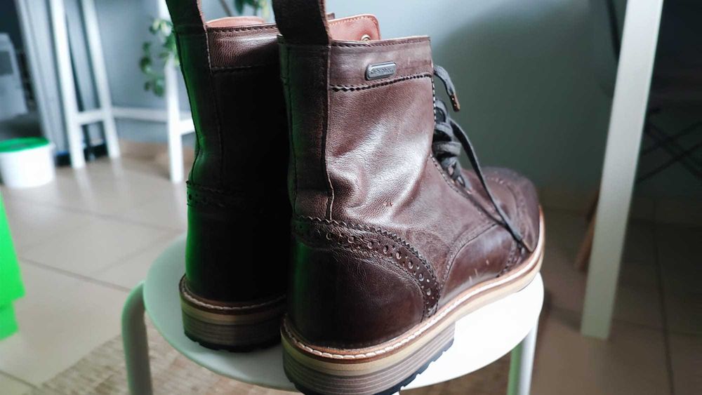 SUPERDRY sztyblety męskie 44 NOWE