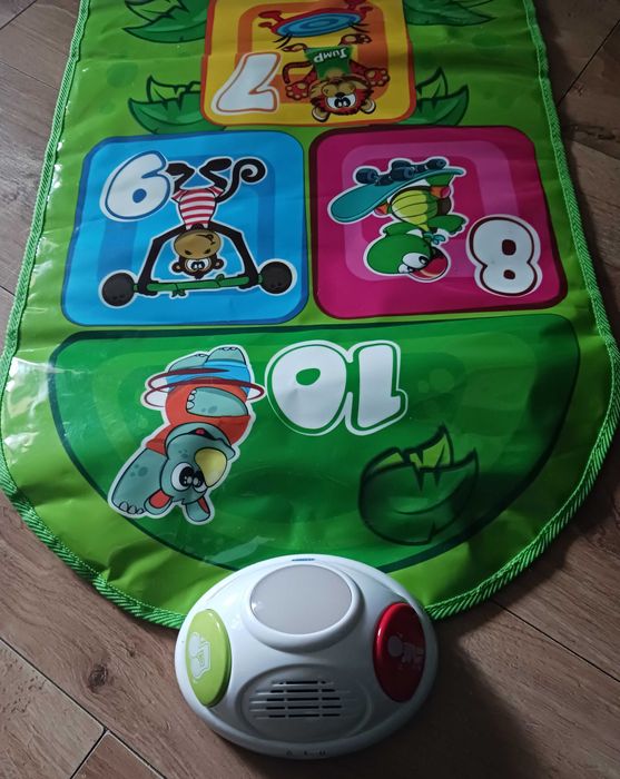 CHICCO Elektroniczna mata do gry w klasy