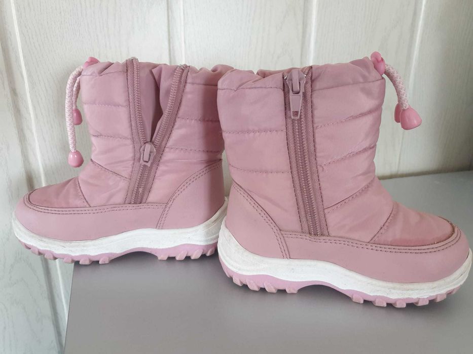 Buty śniegowce ocieplane puder róż Sinsay 24