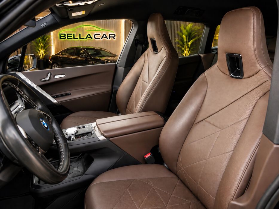 BMW iX xDrive40