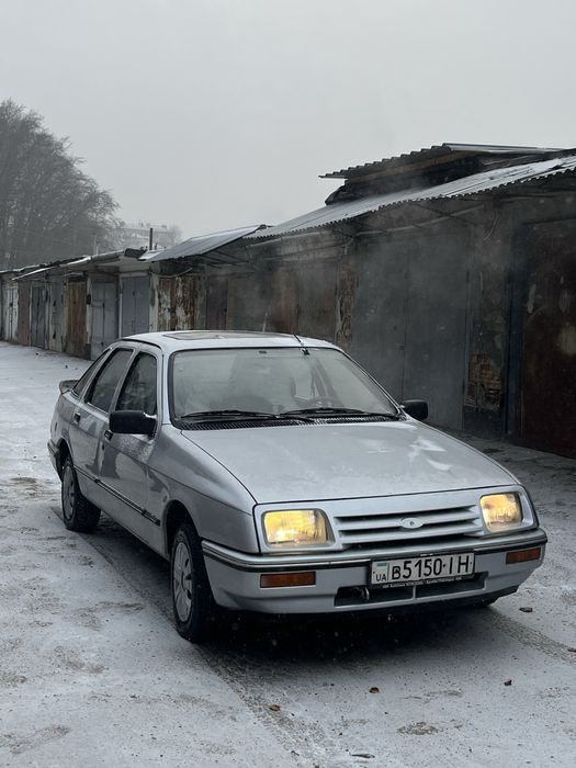 Ford Sierra mk1 1983 рік терміново!