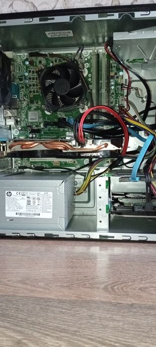 HP EliteDesk 705 g3 MT