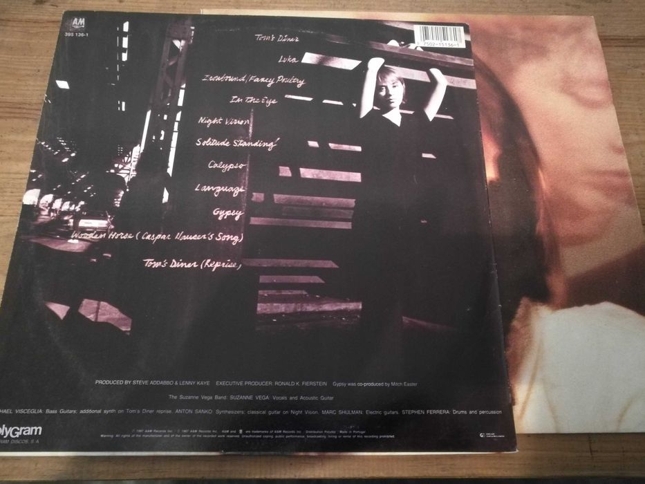 SUZANNE VEGA - Solitude Standing LP