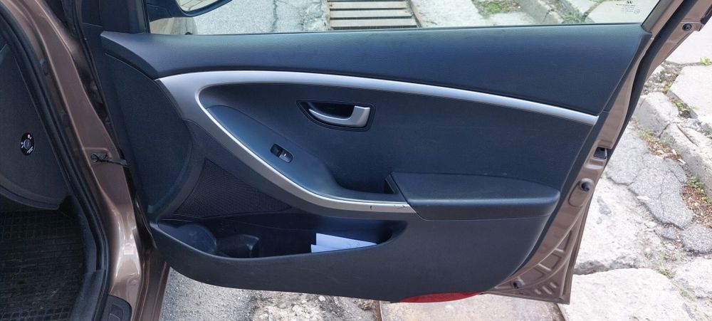 Hyundai  i30 2013 1.6crdi АКПП