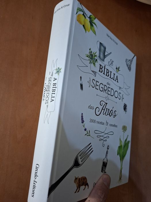 A Biblia dos Segredos das Avós