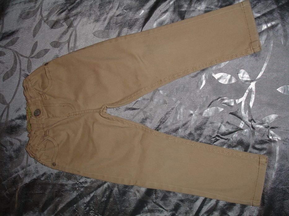 3 Calças 3 a 4 anos (98 cm a 104)