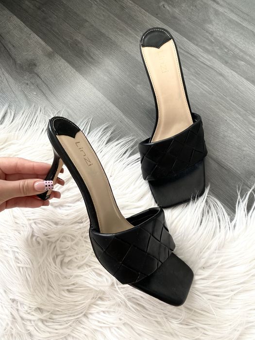 Linzi 40 / wkładka 25,5 cm klapki buty na obcasie obcasy czarne plecione