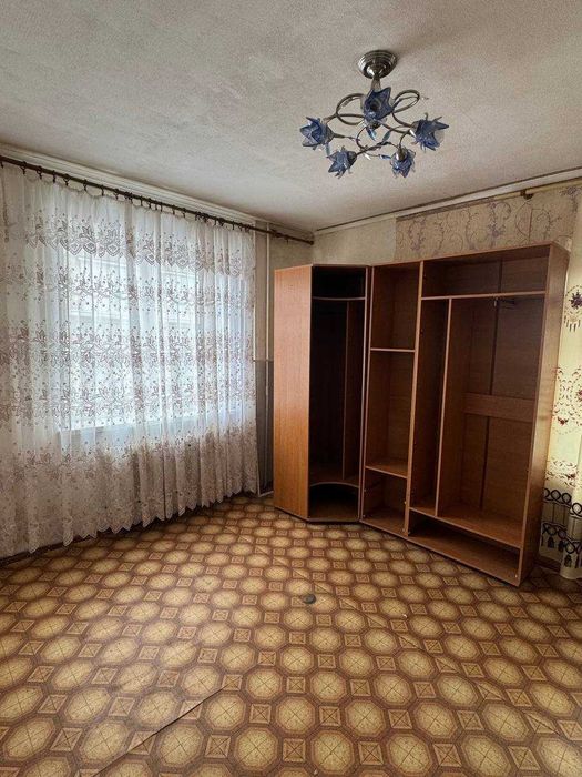 Бюджетна 1к квартира на ж/м Тополь-3