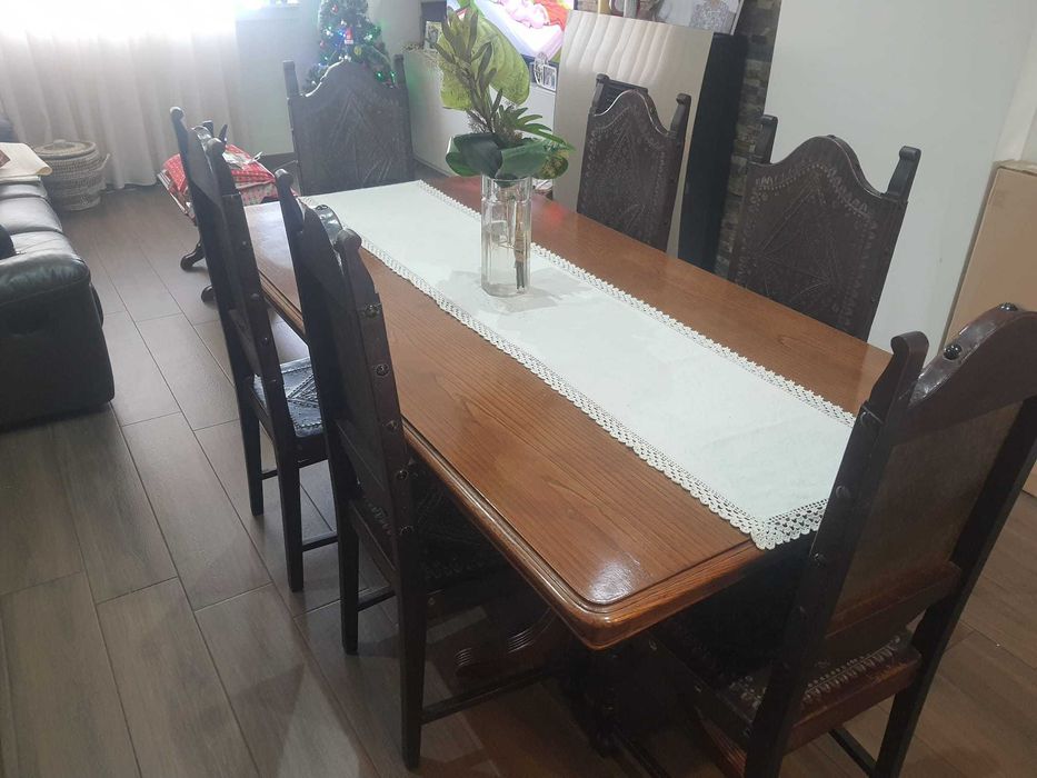 Móveis sala | Mobiliário Bom preço | Cadeiras e Mesa + Aparador Ótima