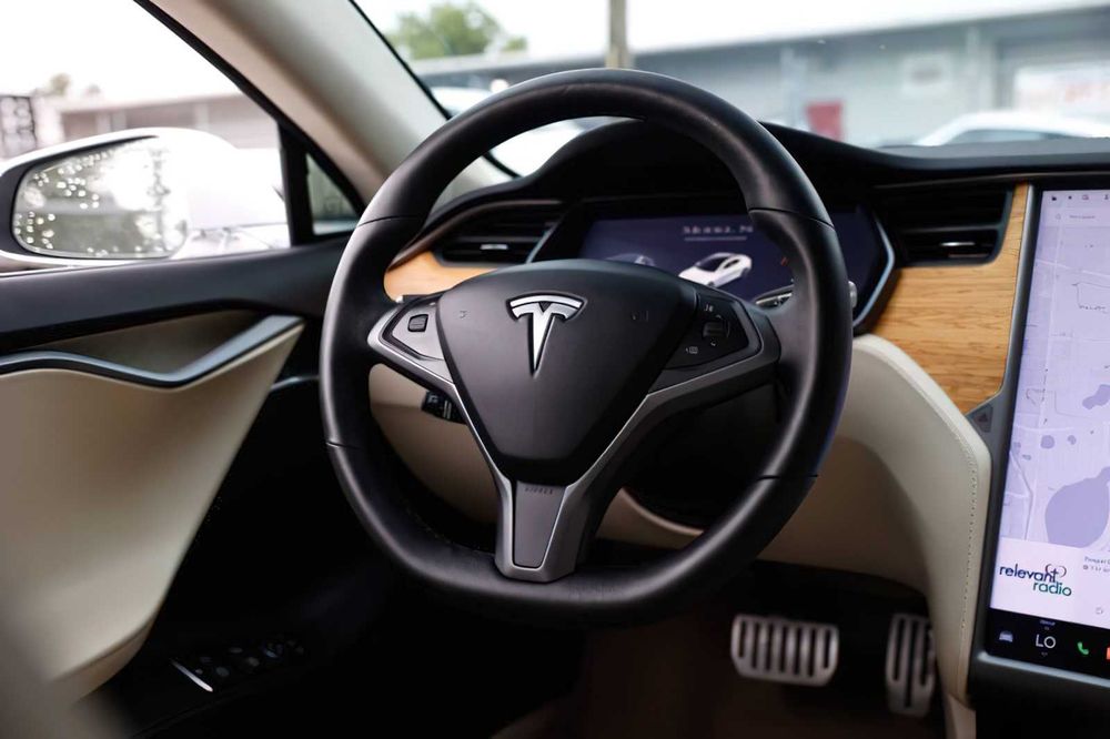 Tesla Model S 100D      2019