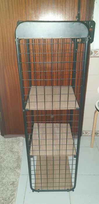 Estante móvel madeira e metal como novo