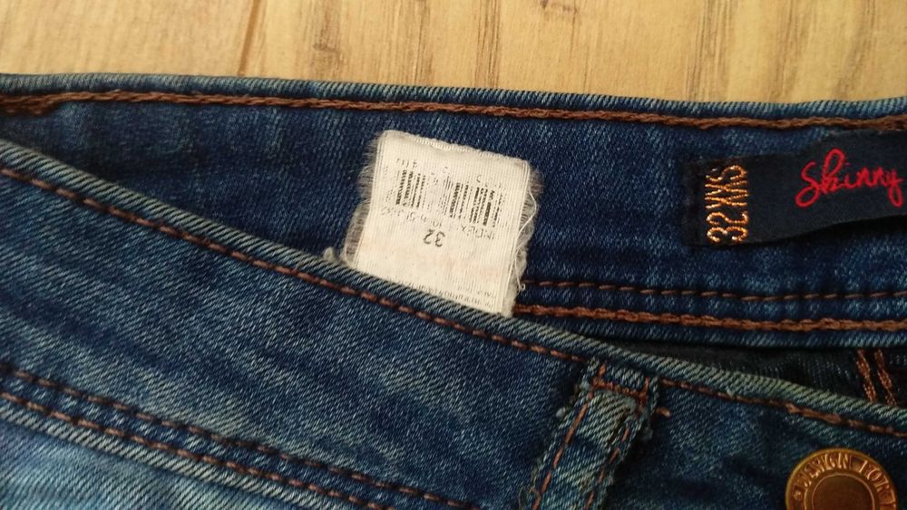 Spodnie cropp 32 XXS