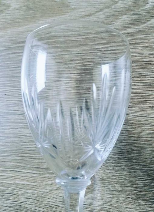 Kieliszek przeźroczysty ozdobny