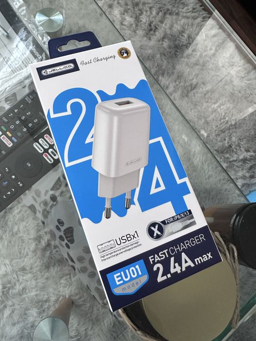 Ladowarka ładowarka sieciowa o max. prądzie 2,4 A