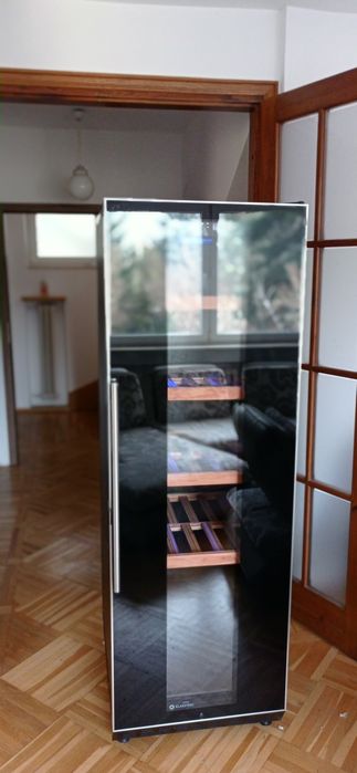 Chłodziarka do wina Klarstein 450L