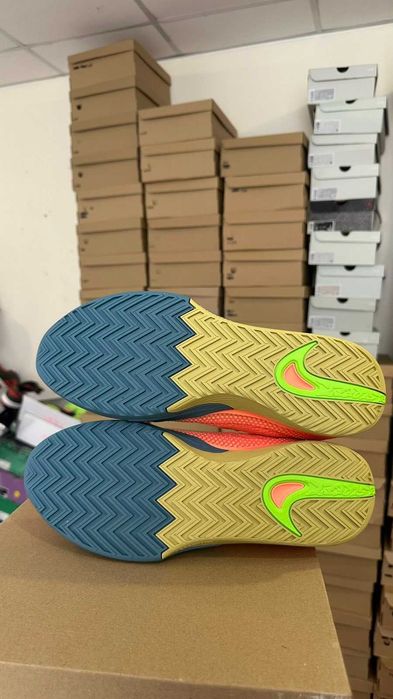 Nike S.T. Flare "Wild Mango" [US 12 | 30 cm] - NEW