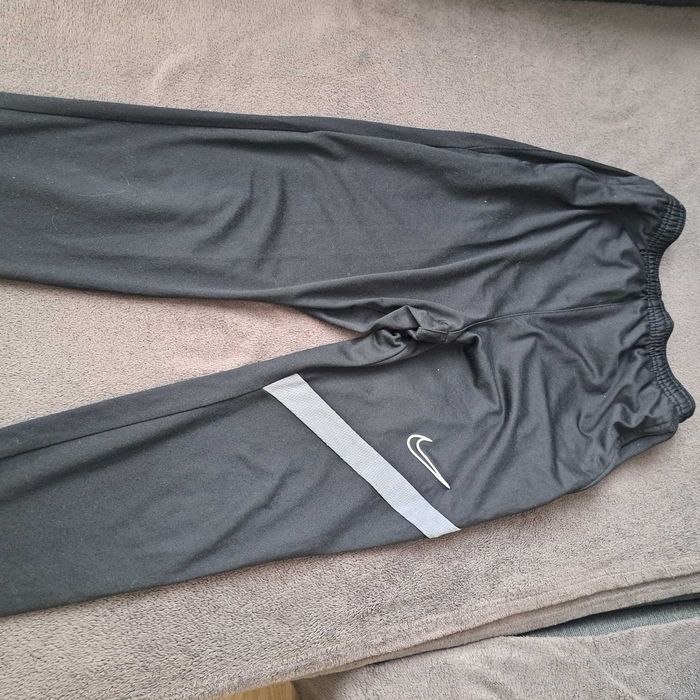Spodnie chłopięce Nike