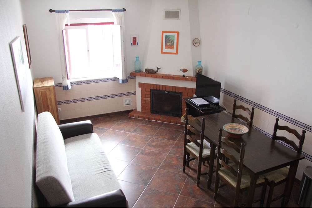 T1 duplex no centro Porto Covo