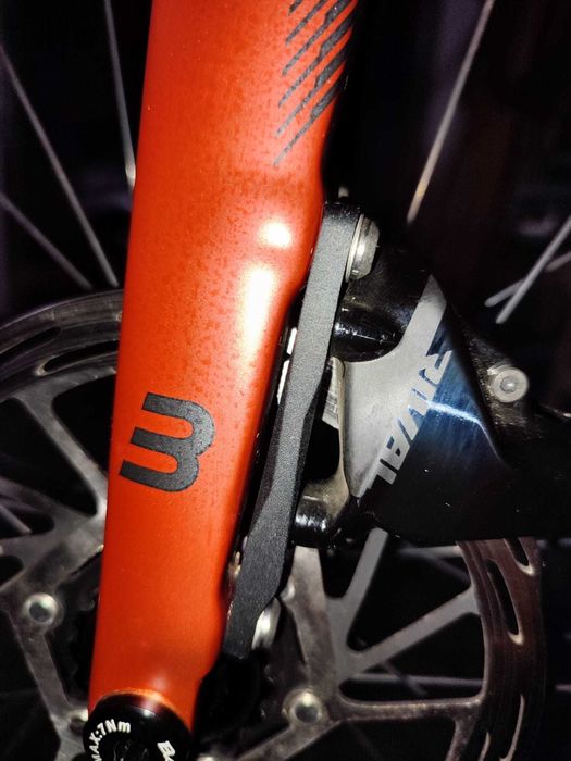 Bicicleta Basso astra c/sram rival axs 2x12 c/rodas carb